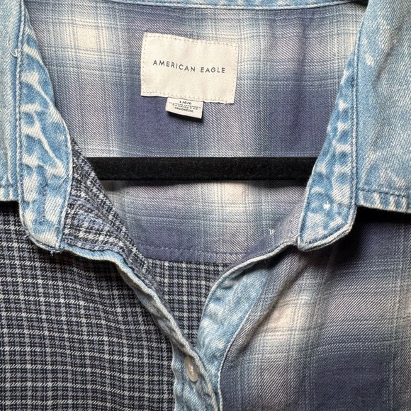 American Eagle Blue Gray Plaid Button Down Shirt Denim Pocket Size L - Picture 2 of 7